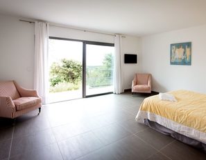villa-punta-di-spano-12