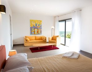 villa-punta-di-spano-34