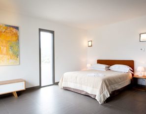villa-punta-di-spano-40