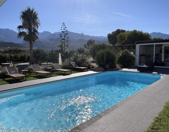 Belle villa de plain-pied - Calenzana
